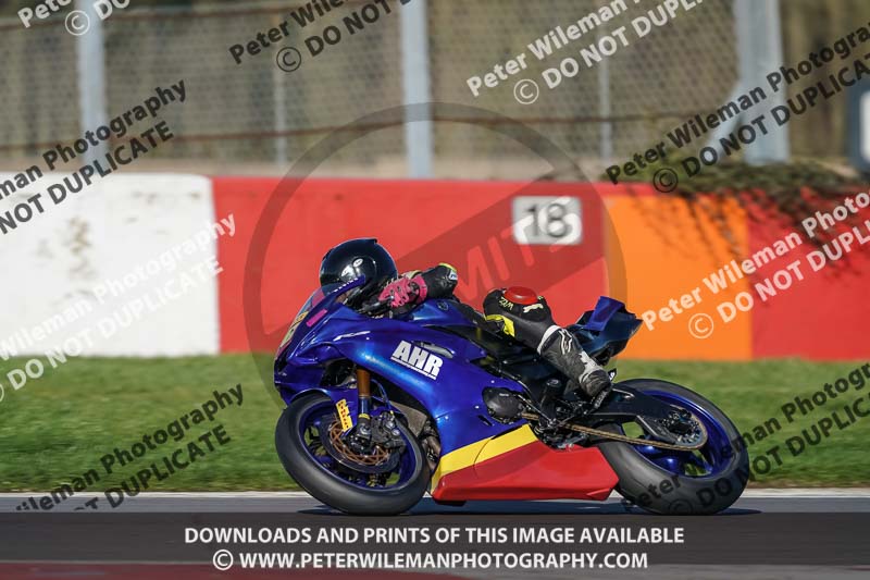 donington no limits trackday;donington park photographs;donington trackday photographs;no limits trackdays;peter wileman photography;trackday digital images;trackday photos